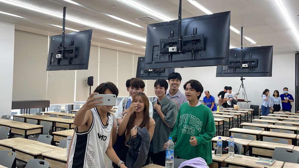 บรรยากาศการเรียนของน้อง ๆ ม.ปลาย